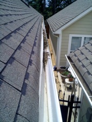 Roswell's Best Gutter Cleaners can repair gutter problems.